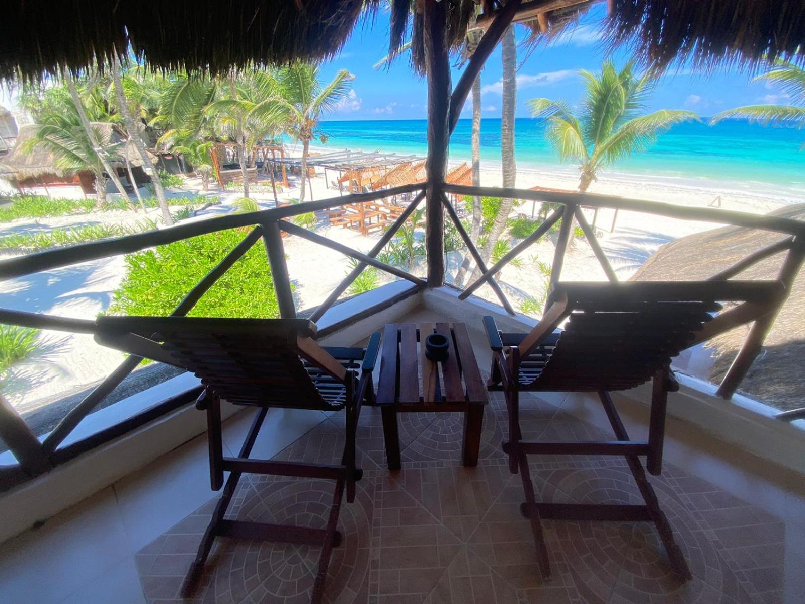 Готель Bt Live Tulum Located At The Party Zone Екстер'єр фото